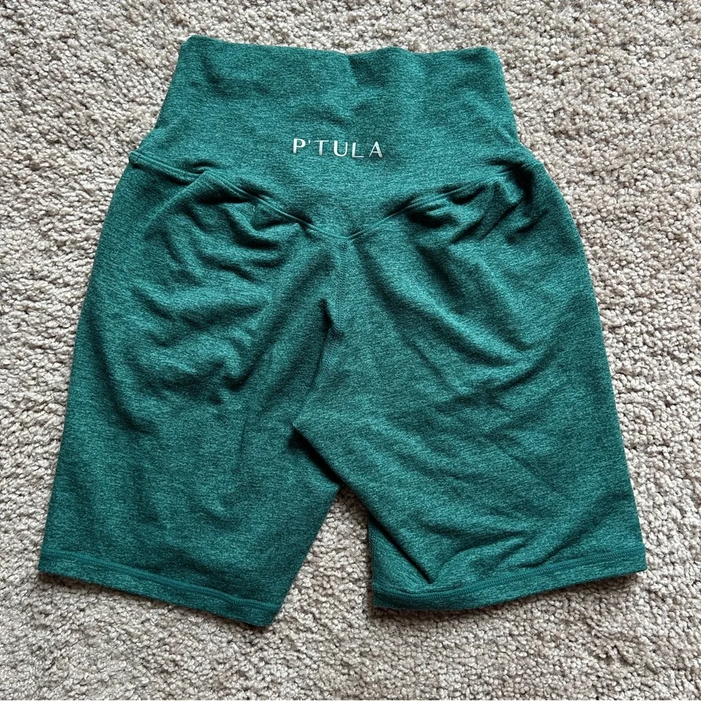 P'tula High-Waisted Compression Barepro Sea Green Shorts Size Small - Picture 6 of 10